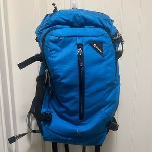 Pacsafe Venturesafex22 anti theft 22L blue Adventure Backpack